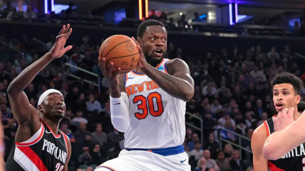 Julius Randle's New Look Revealed Amid Knicks Trade Rumours: "Let’s Go Wolves!