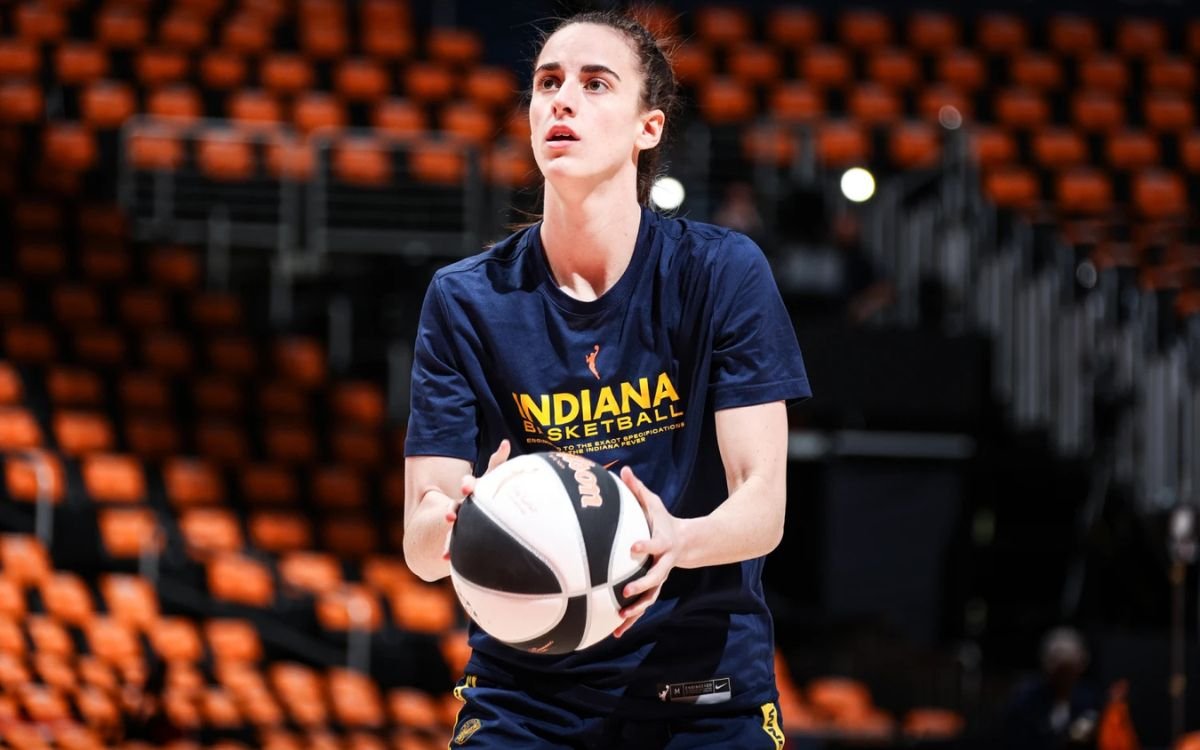 Caitlin Clark reveals the 'single negative' of switching from basketball to another sport