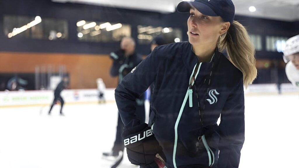  Jessica Campbell takes a historic step, becomes the first female assistant coach in the NHL!