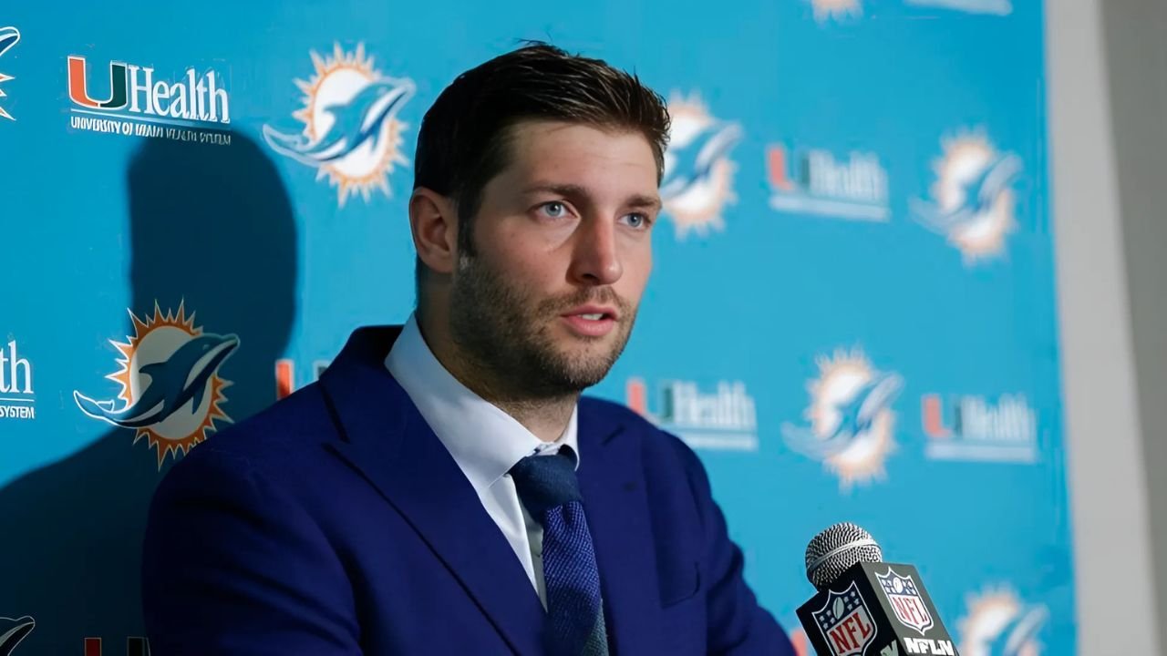 Former NFL Star Jay Cutler Charged with DUI and Weapons Offenses