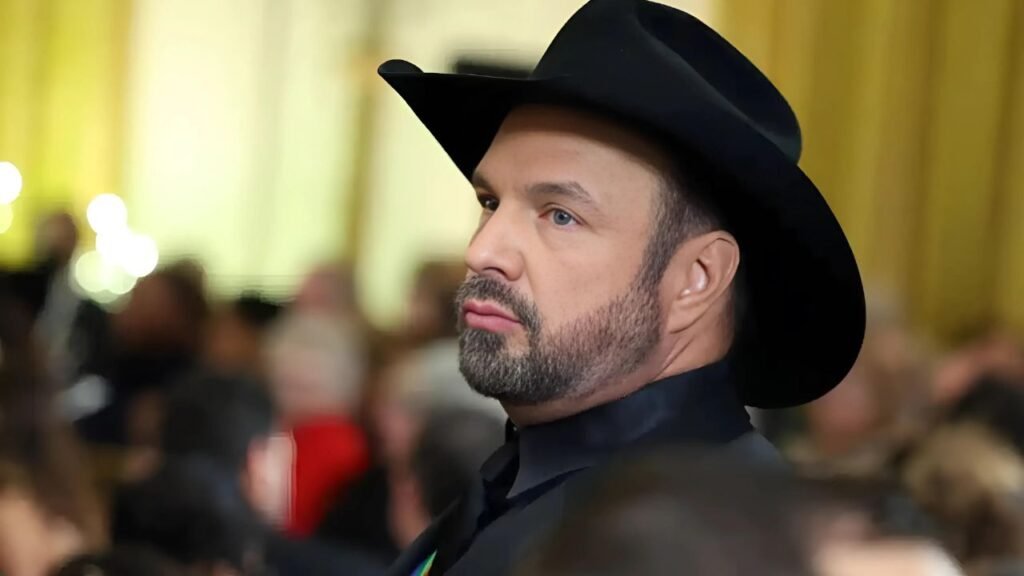 Serious allegations against Garth Brooks, makeup artist files case!