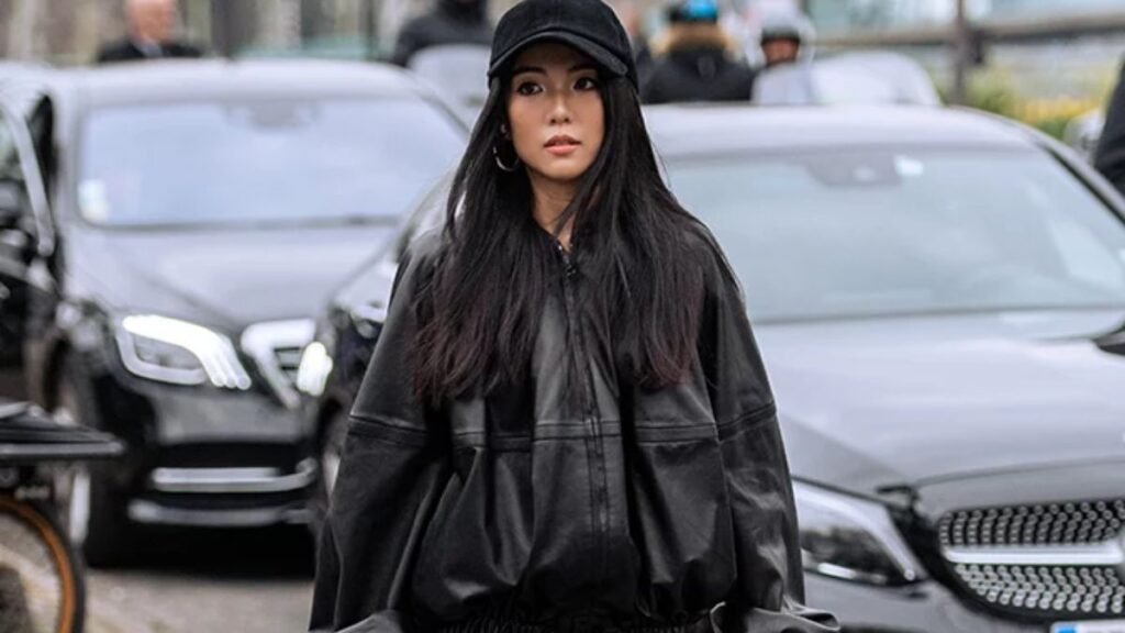 All-black fashion: looks trendy in a Gen-Z jacket